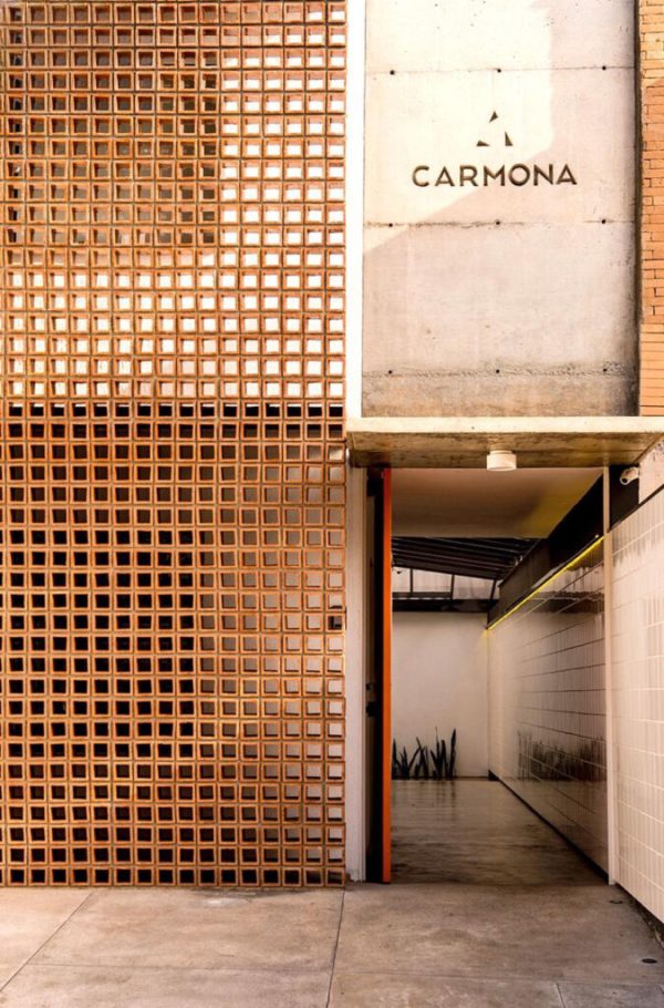 Clay Breeze Block T08 20cm x 20cm x 6cms